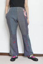Load image into Gallery viewer, FLARED SWEAT PT / 01_DARK

