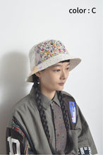 Load image into Gallery viewer, CUT AND CONNECTED DOT BUCKET HAT
