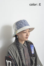 Load image into Gallery viewer, CUT AND CONNECTED DOT BUCKET HAT
