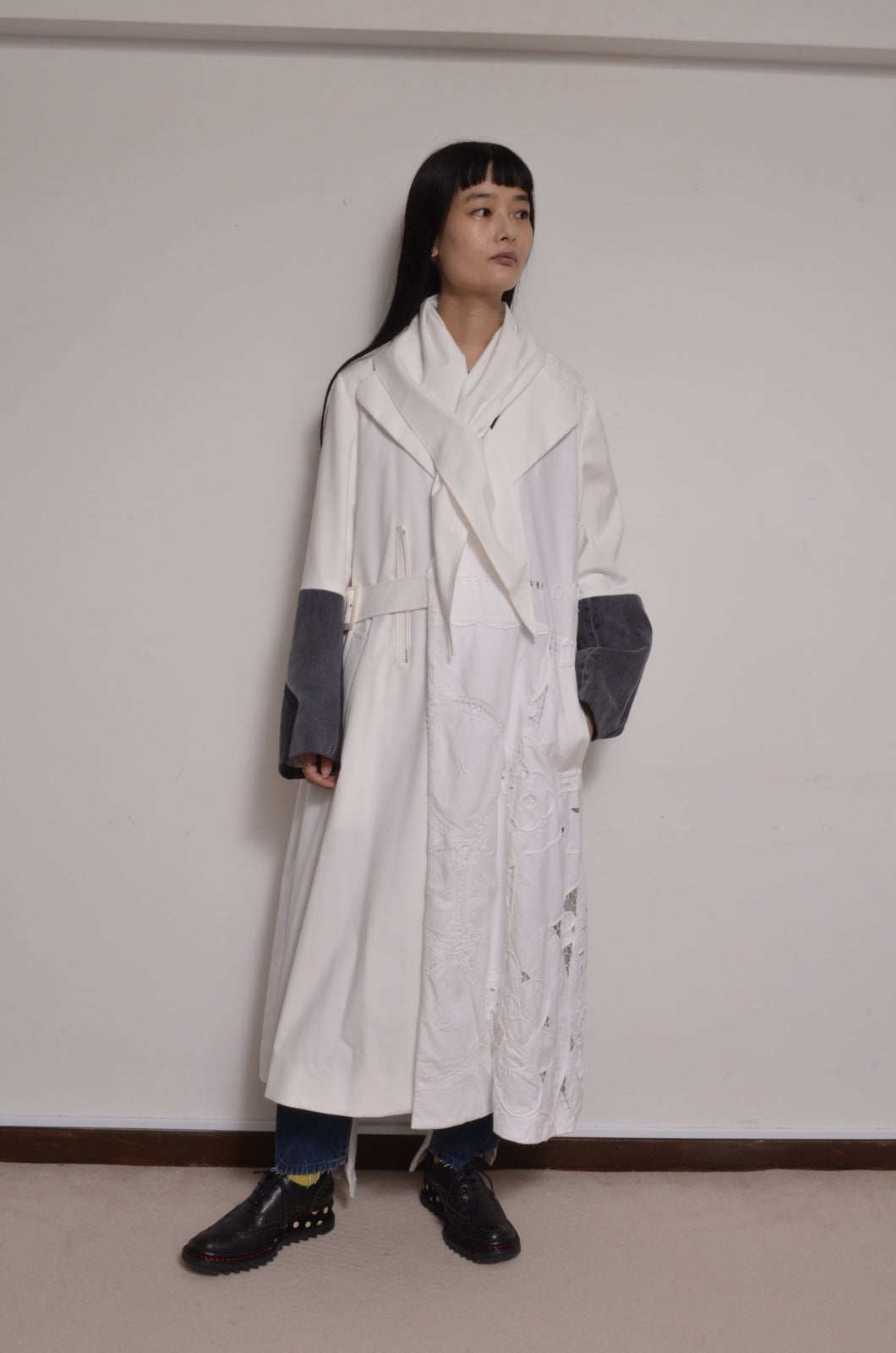 [your right things 代官山 蔦屋書店出品中]TABLE CLOTH △ SHAWL COAT_WHT