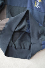 Load image into Gallery viewer, SWITCHING HOODIE
