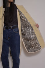 画像をギャラリービューアに読み込む, WOOL MOSSA FLAPS COAT/YELLOW_02

