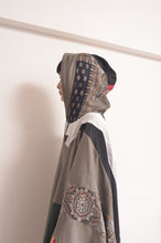 画像をギャラリービューアに読み込む, CUT AND CONNECTED C/C/L PONCHO / KHAKI
