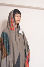 画像をギャラリービューアに読み込む, CUT AND CONNECTED C/C/L PONCHO / KHAKI
