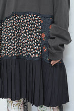 画像をギャラリービューアに読み込む, TIERED L/S T OP 01 / CHARCOAL_A
