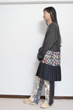 画像をギャラリービューアに読み込む, TIERED L/S T OP 01 / CHARCOAL_C
