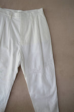 Load image into Gallery viewer, TABLE CLOTH TAREPERD PT/O WHT
