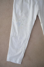 Load image into Gallery viewer, TABLE CLOTH TAREPERD PT/O WHT
