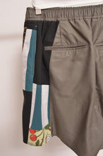 Load image into Gallery viewer, CUT AND CONNECTED C/C/L SHORTS /KHAKI
