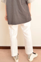 Load image into Gallery viewer, TABLE CLOTH TAREPERD PT/O WHT
