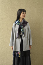 Load image into Gallery viewer, TRIANGLE SHAWL (TWILL)/L.GRAY
